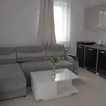 Nad Stawem I I Ii * Sarbinowo
